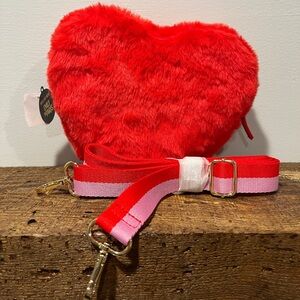 ❤️New! Heart Bag!❤️